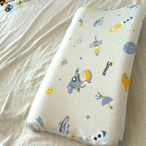 Under 2 years pillow